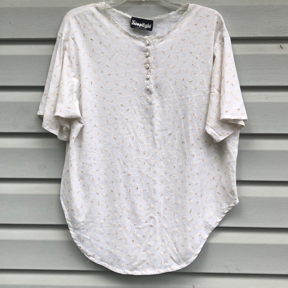 Vintage Stoplight Faux eyelet floral top